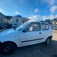 RICAMBI AUTO FIAT 600 2000 BIANCA