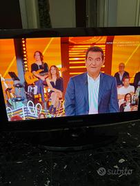 TV Samsung 22”