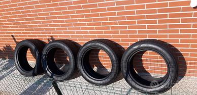 Pneumatici Invernali 235/55r18 KUMHO