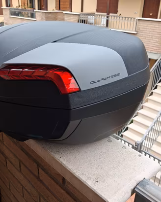 valigia givi  nuova 46 l. capienza due caschi inte