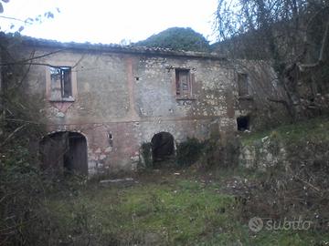 Casale rustico a Pietravairano (CE)