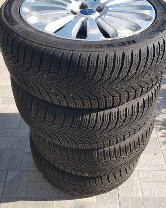 Gomme 235/45r17