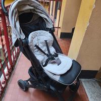 Passeggino chicco –Consegna gratuita a Genova