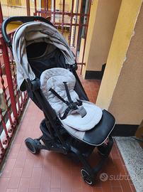 Passeggino chicco –Consegna gratuita a Genova
