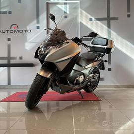 Honda Integra 750 S