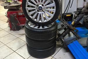 Gomme 195 45 r16 e cerchi il lega Ford originali
