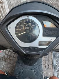 Sym 200