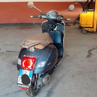 Vespa GTS 125 Gts Abs sinistrata