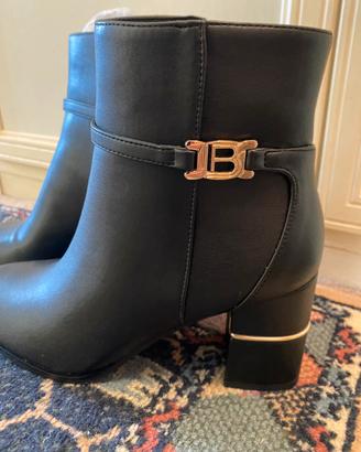 Stivaletti Laura Biagiotti n.39 nuovi