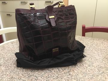 Borsa firmata Ferre