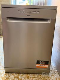 lavastoviglie usata pochissimo 