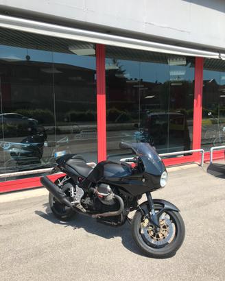 Moto guzzi v11 lemans