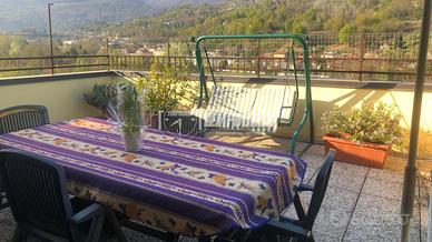 Intra - Duplex con ampio terrazzo
