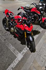 Ducati Streetfighter v4s 2023