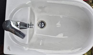 Coppia sanitari Ideal Standard, rubinetteria WC