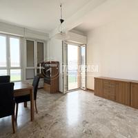 Appartamento con due camere da letto, libero subit