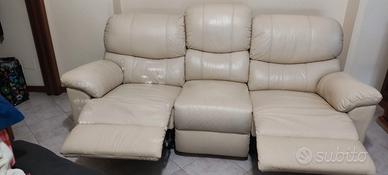 divano  vera pelle 3 posti