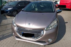 PEUGEOT 208 1.4 HDi 68CV 3p.
