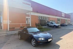 Mazda MX-5 1.6i 16V cat
