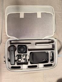 Insta 360 X4 con lenti premium e custodia