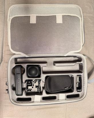 Insta 360 X4 con lenti premium e custodia