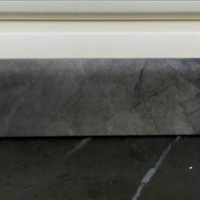 Battiscopa nuovo.grigio smoke