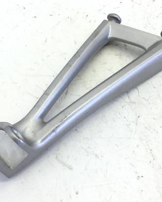 YAMAHA YZF R6 600 STAFFA SUPPORTO PEDALINA POSTERI