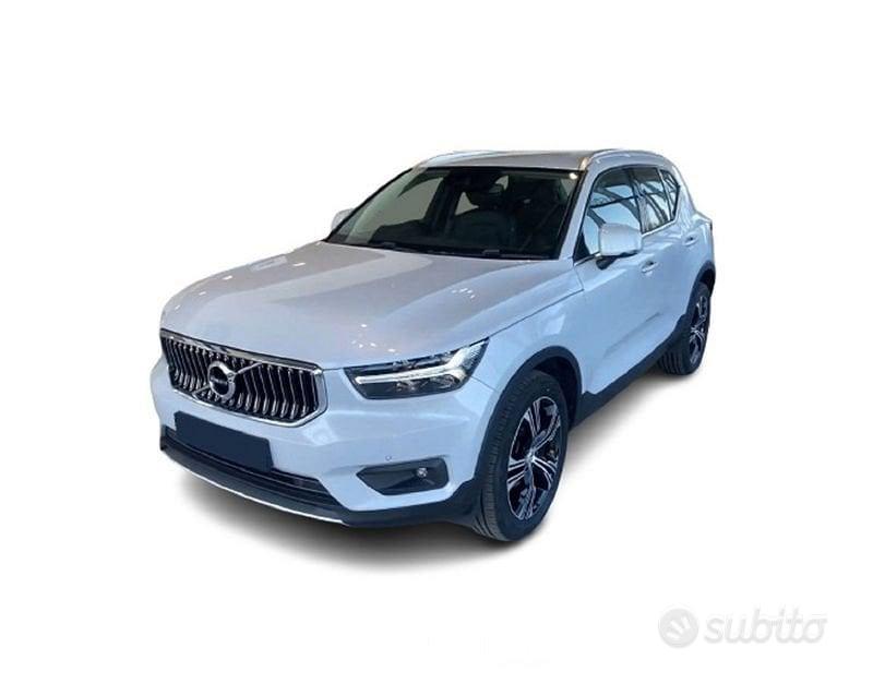 Volvo XC40 (2017-->)