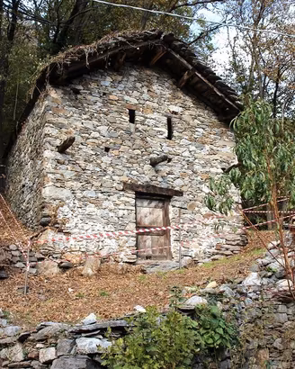 Gradesella di Gordona Baita da ristrutturare