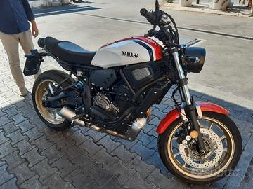 yamaha xsr700 