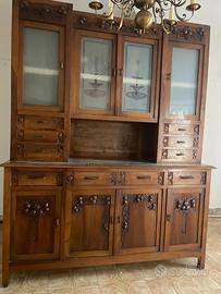 Mobile in legno massello