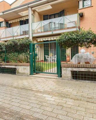 Villetta a schiera di 200 m² con 4 locali e box au