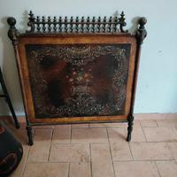 Articoli d'epoca e stufa a legna 