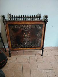 Articoli d'epoca e stufa a legna 