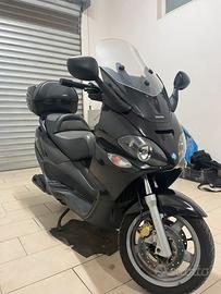 Piaggio x9