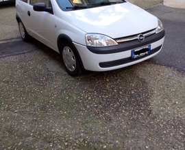 Opel Corsa 1200cc