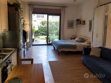 OSTIA - Loft con GIARDINO e SPESE INCLUSE