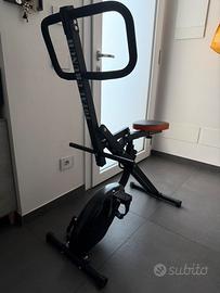 Cyclette pieghevole come nuova