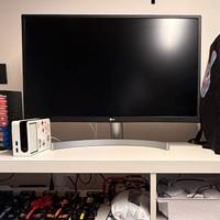 Monitor UHD 27’’ 4K