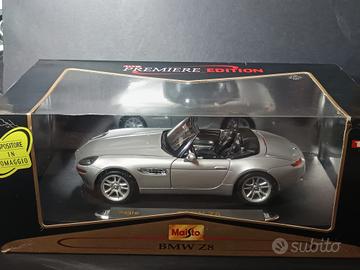 BMW Z8 2002  "l'auto di 007"  scala 1:18