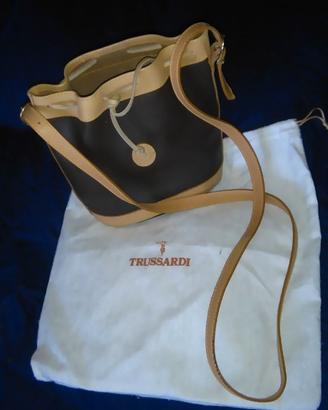 BORSA SECCHIELLO  CON TRACOLLA TRUSSARDI  NUOVA !