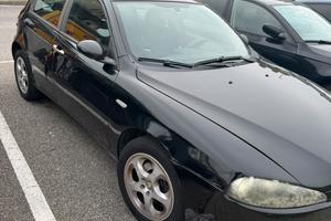 Alfa Romeo  147