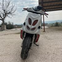 Phantom F12 a liquido