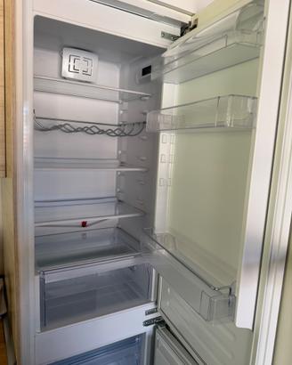Frigorifero/congelatore Tinad 210/79 litri