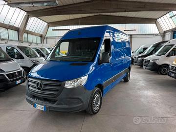 Mercedes Benz Sprinter 311 l2h2