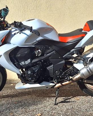Kawasaki Z1000 anno 2008