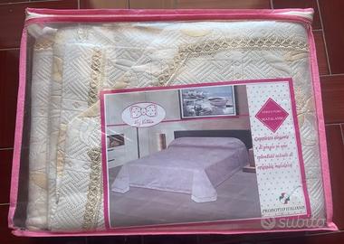 Vivy Victoria Copriletto in Matelassé - NUOVO