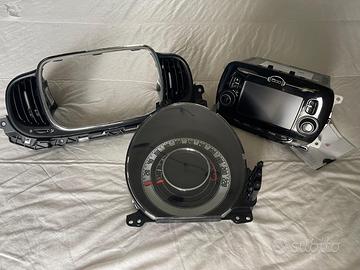 Accessori Fiat 500 Tachimetro e uConnect 5 pollici