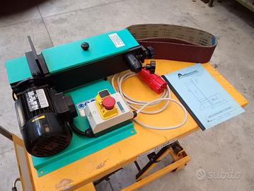 Levigatrice a nastro Aceti