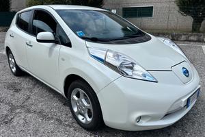 Nissan Leaf Tekna 30kWh - 109cv - 160Km Autonomia